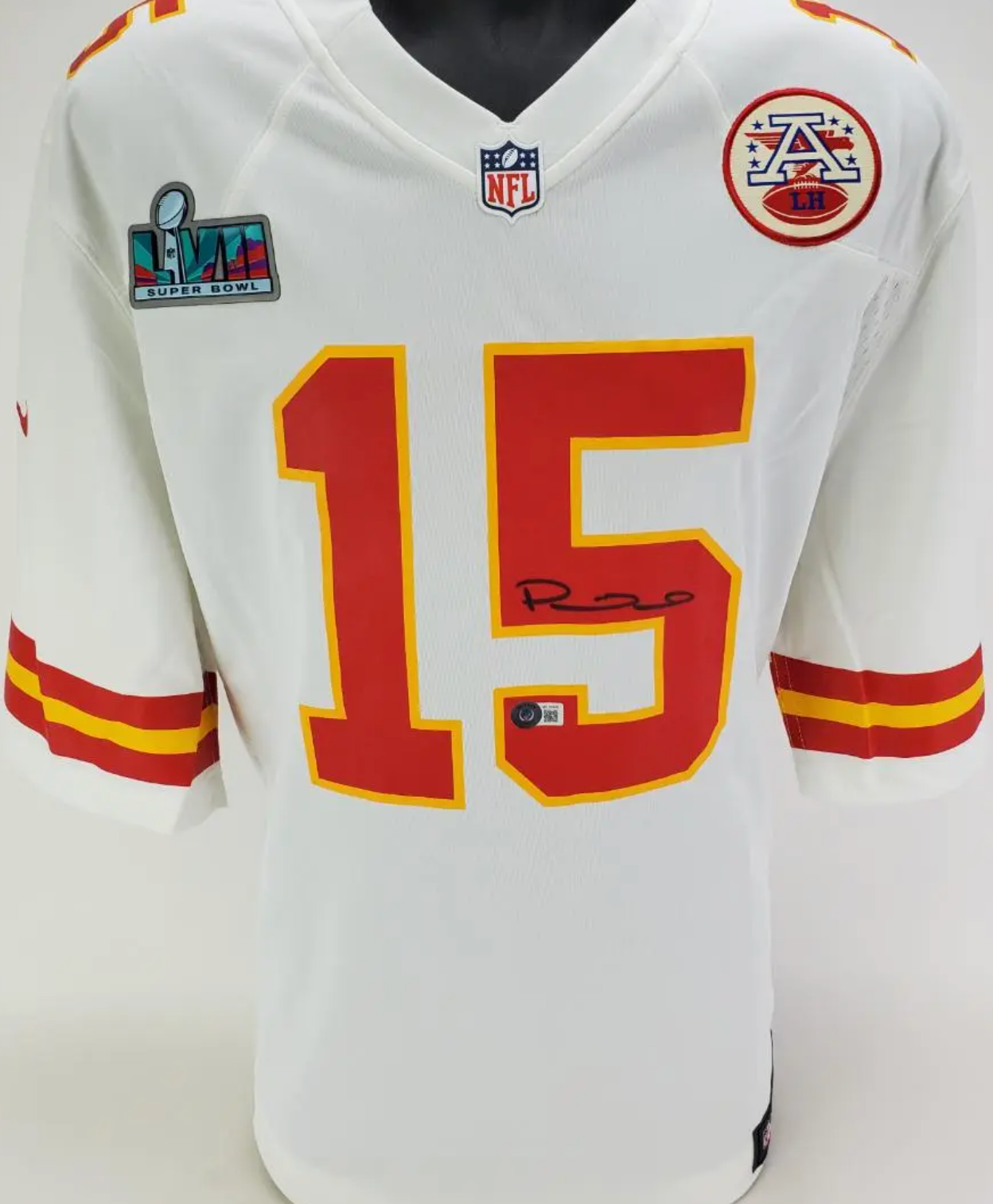 Patrick Mahomes Signed Kansas City Chiefs Nike NFL Game Replica Jersey W/ SB LVII Patch (Beckett Witness Certified)