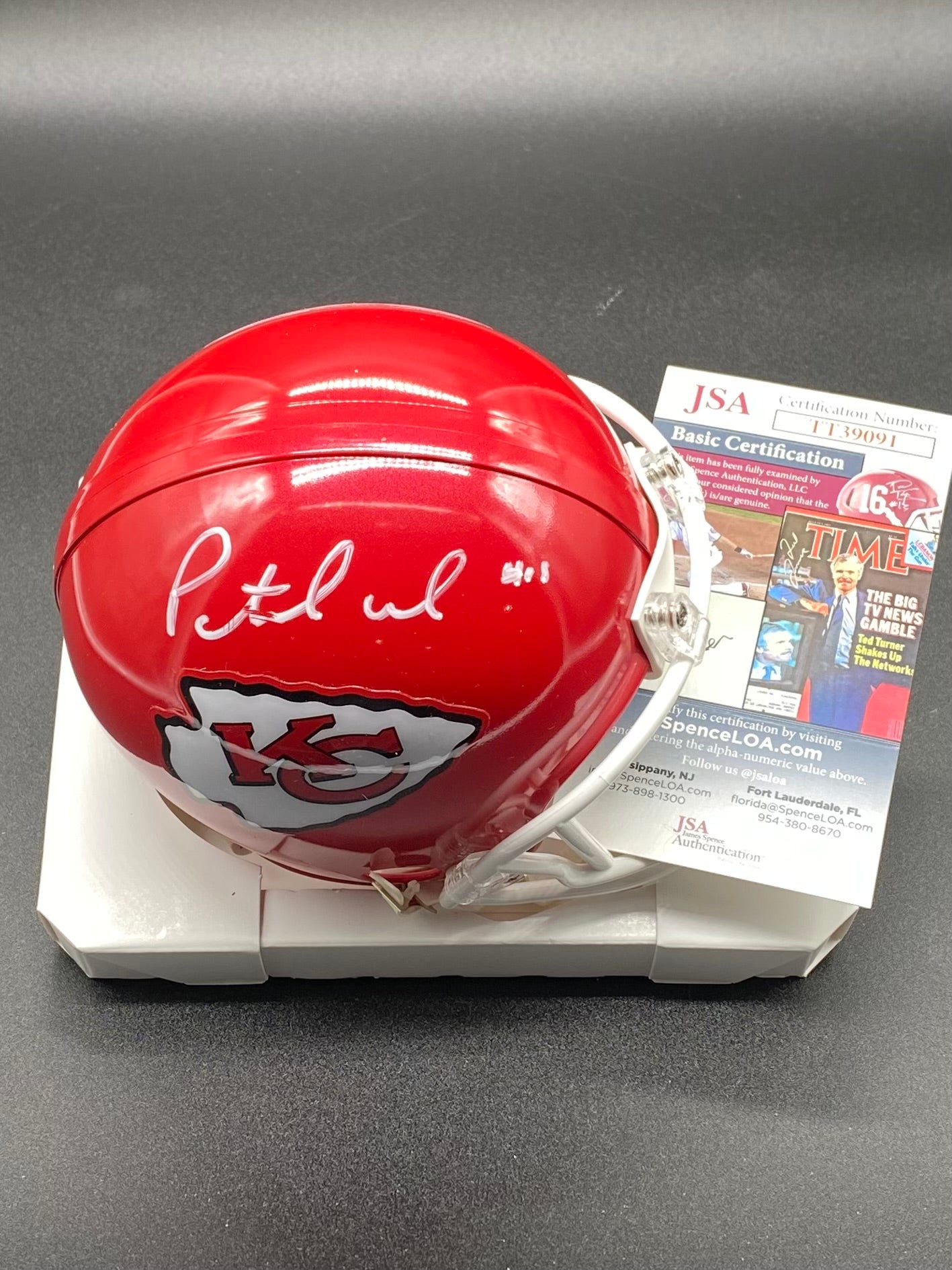 Mahomes autographed hot sale helmet