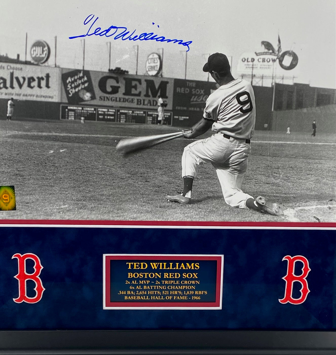 Ted Williams Signed Framed Red Sox 16x20 Photo (Williams) w/museum glass