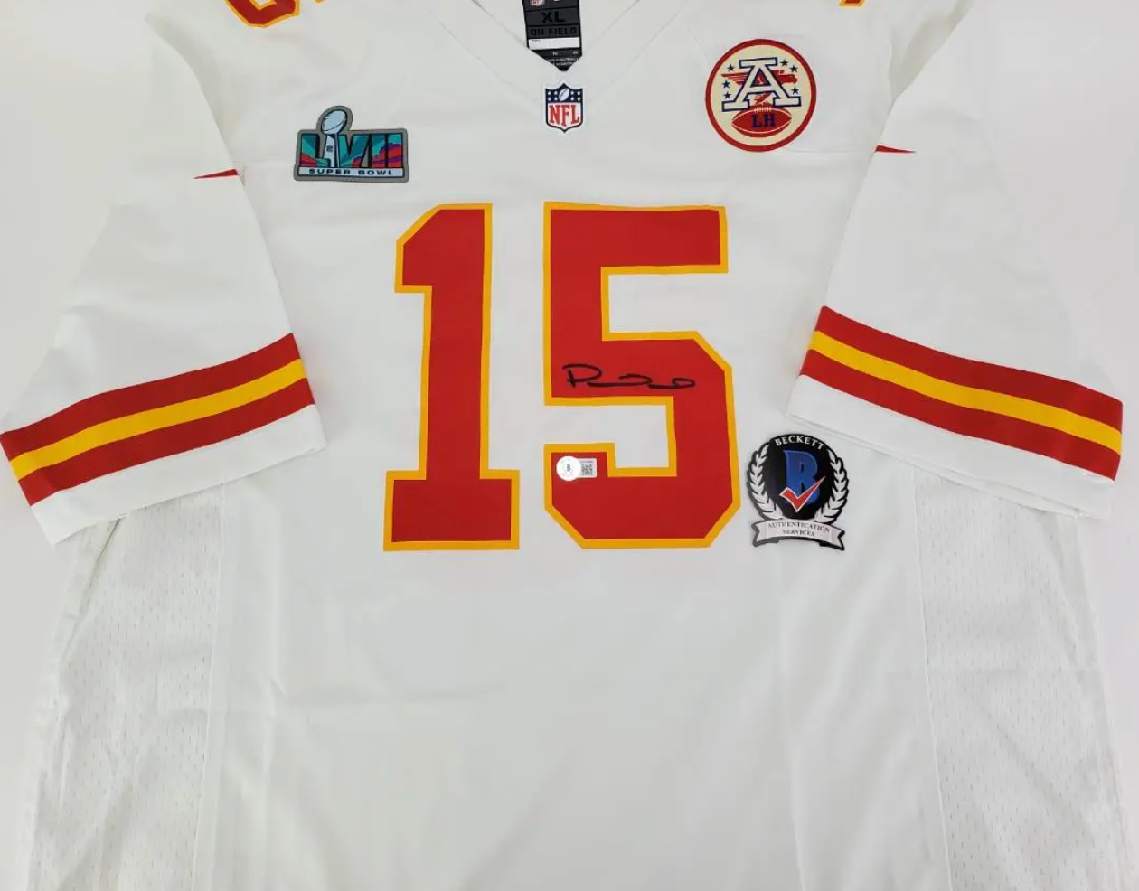 Patrick Mahomes Signed Kansas City Chiefs Nike NFL Game Replica Jersey W/ SB LVII Patch (Beckett Witness Certified)