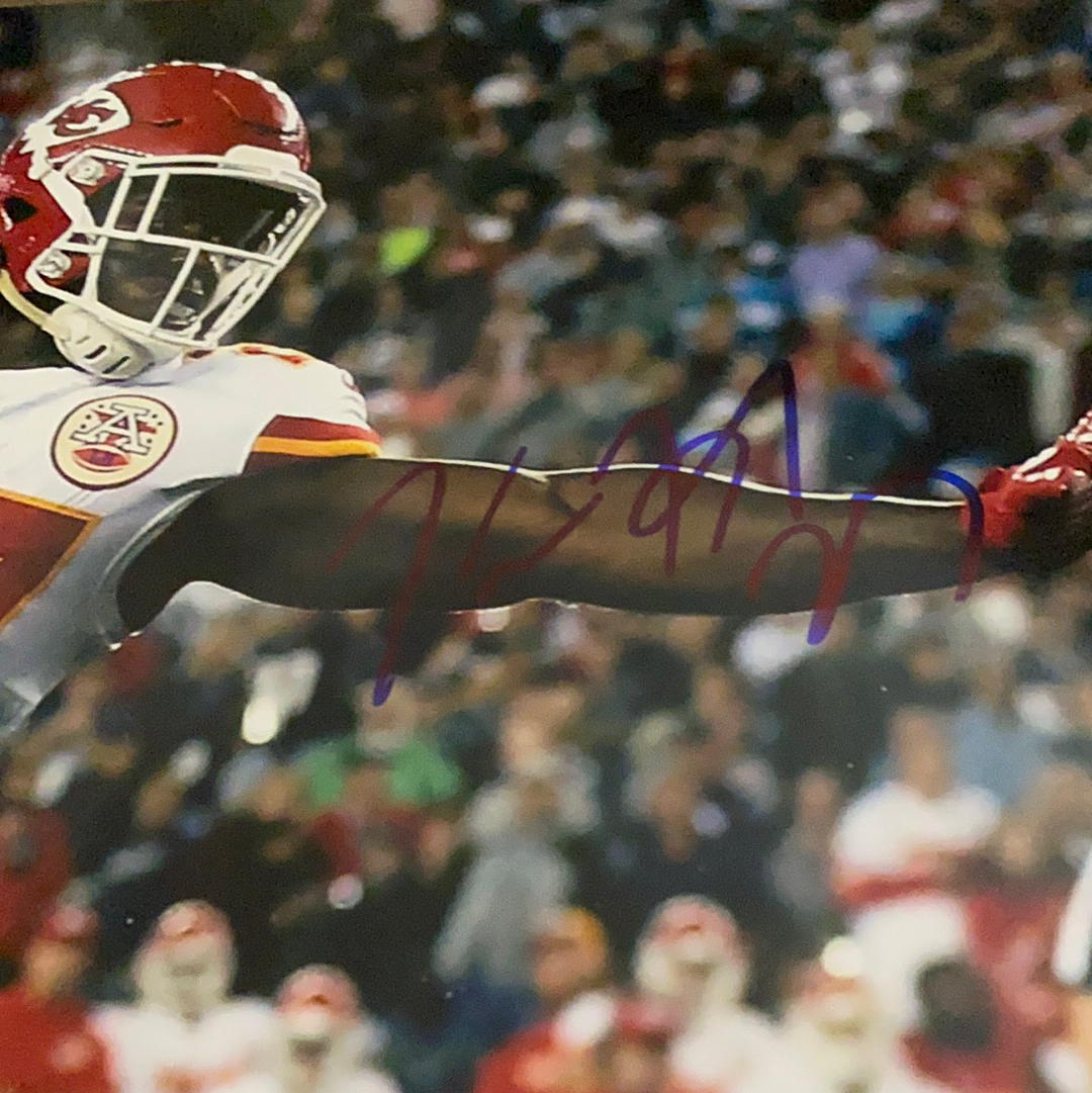 Kareem Hunt Signed 8x10 Signed Photo with COA - BMC Collectibles