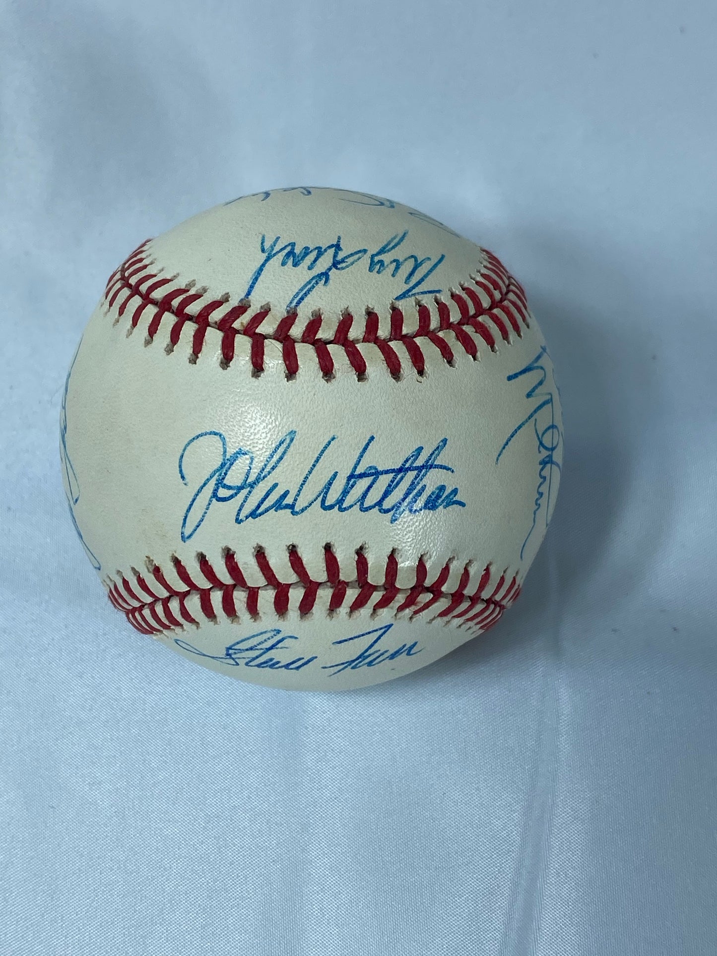 Royals Auto OML Baseball (Signed by various)
