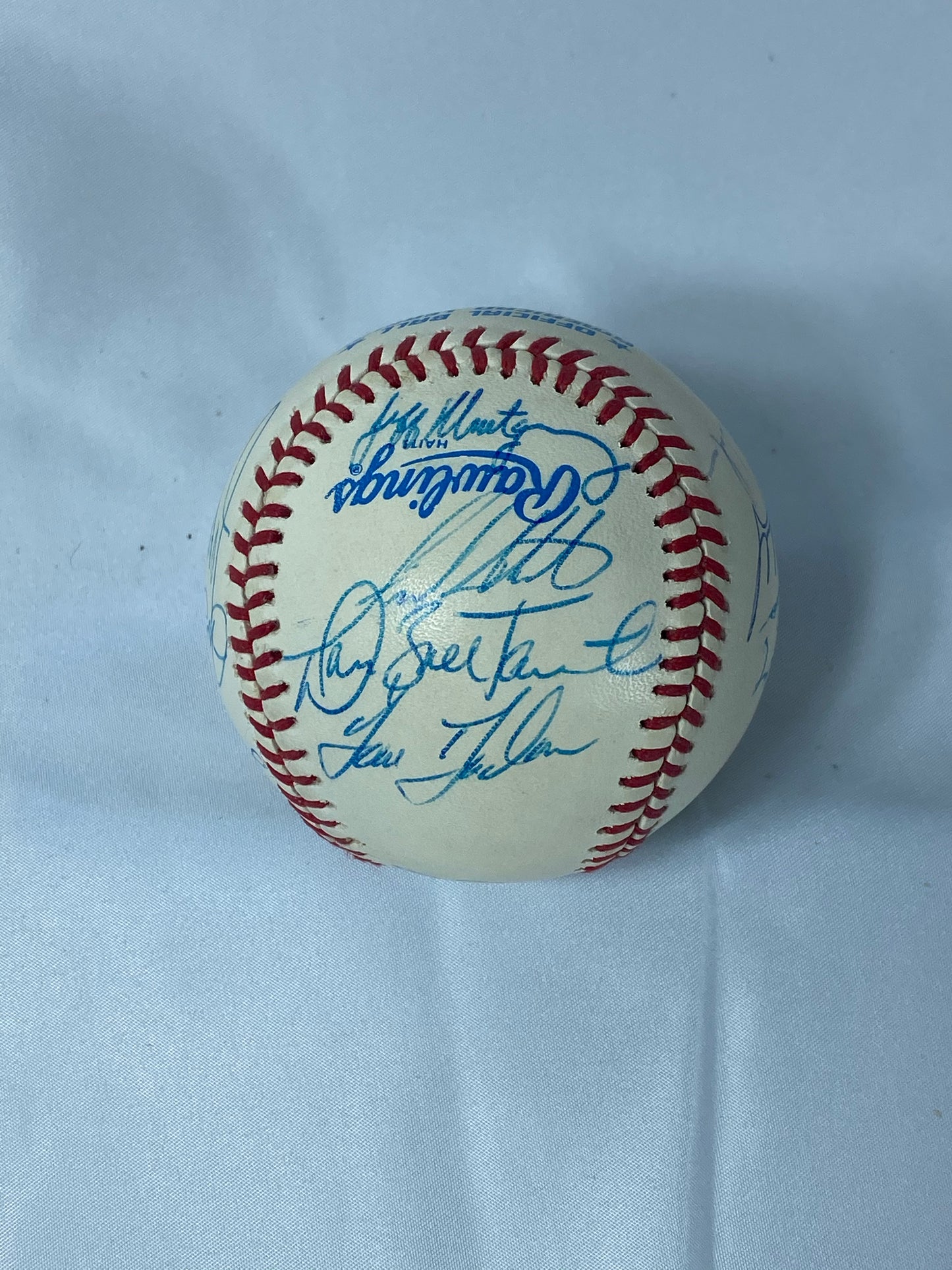 Royals Auto OML Baseball (Signed by various)